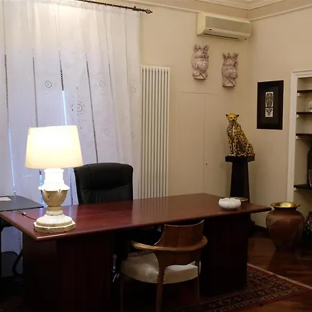 Palazzo La Via *