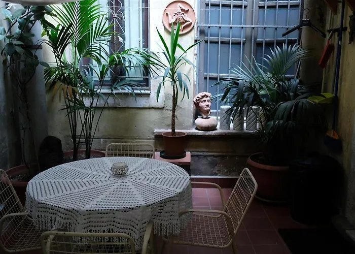 Palazzo La Via * Catania